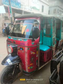 Six seater rickshaw