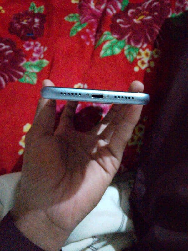 iphone 11 NoN PTA JV 2 months sim working 3