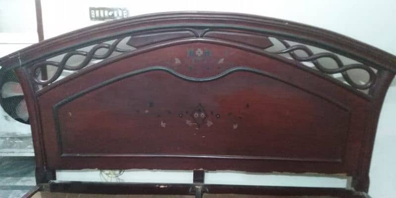 King size wooden bed for sale 3