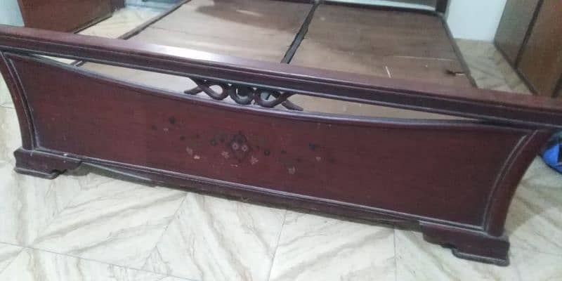 King size wooden bed for sale 4