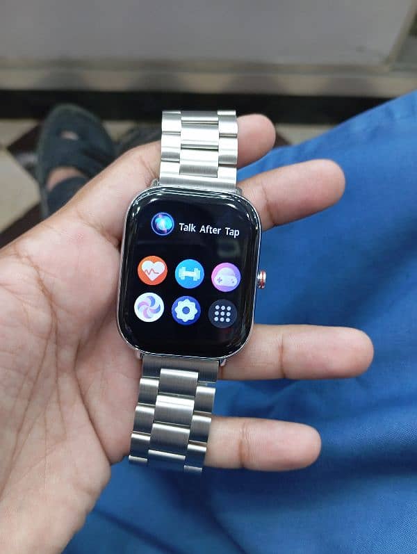 Z zero smart watch watch new hy bilkul 2 din use kri hy bs 4