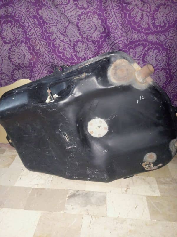 Car Petrol Tank for Urgent Sale 2