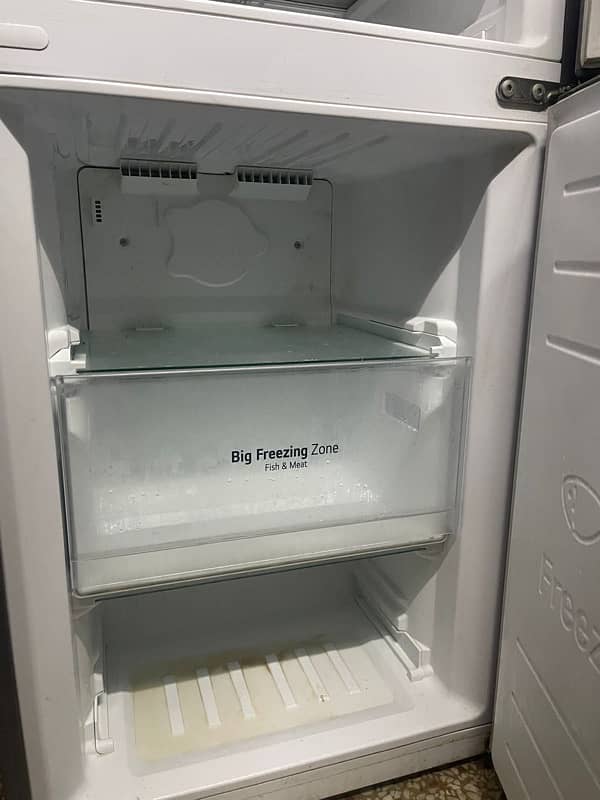 Refrigerator 1