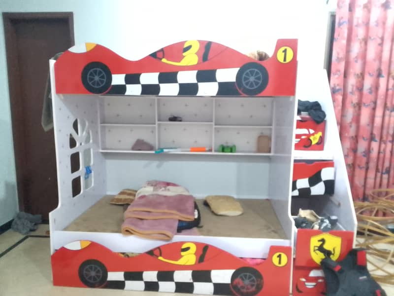 KIDS BUNKER BED IN GOOD CONDITION 0