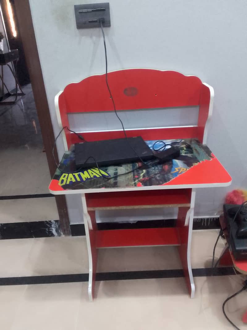 kid study table only 3500 0