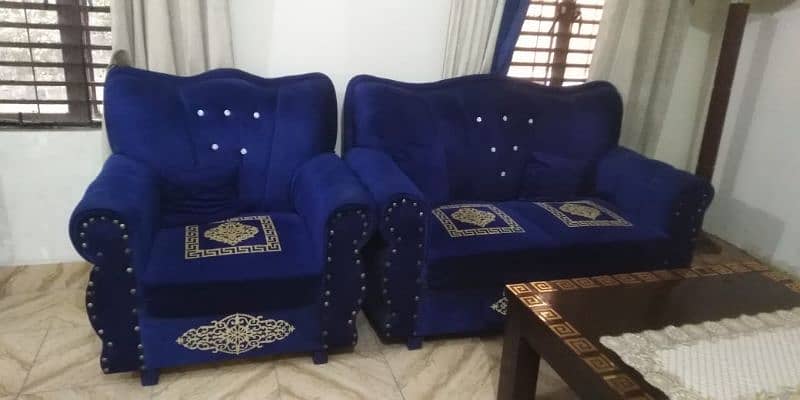 6 Seater Versace sofa set for sale 0