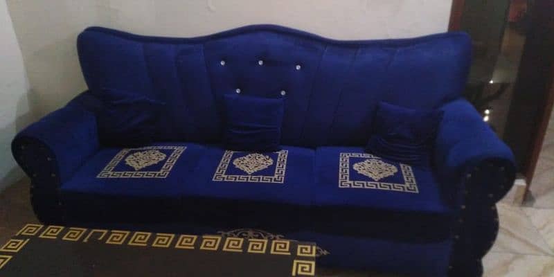 6 Seater Versace sofa set for sale 3