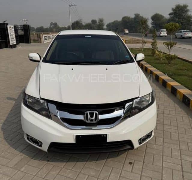 Honda City Aspire 1.5 M/T 2020 3