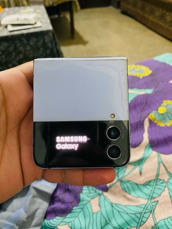 Samsung zFlip 4 PTA Approved 0