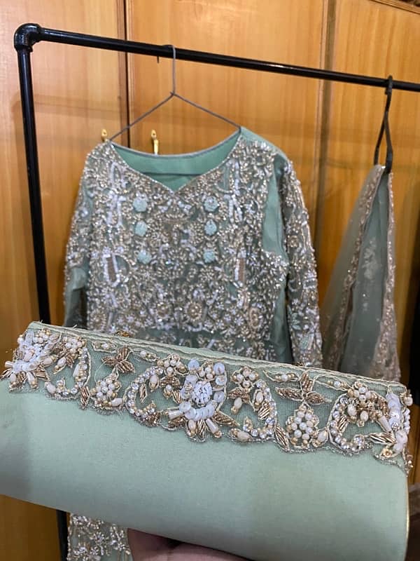 Pistachio Green Walima Maxi 2