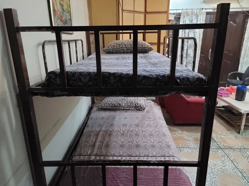 BUNK BED, URGENT SALE, GOOD SOLID FRAME 3