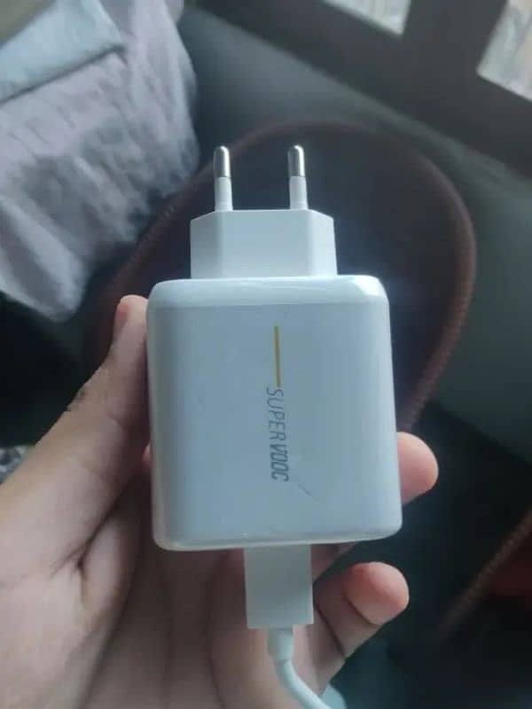 Super VOOC Charger 3