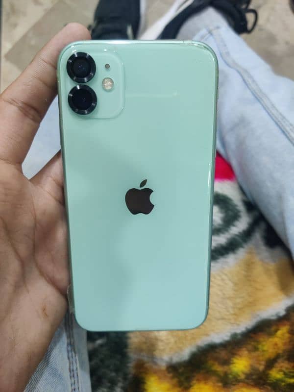 iPhone 11 10/10 Condition JV 64Gb 0