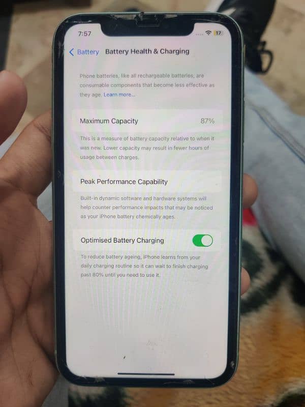 iPhone 11 10/10 Condition JV 64Gb 1