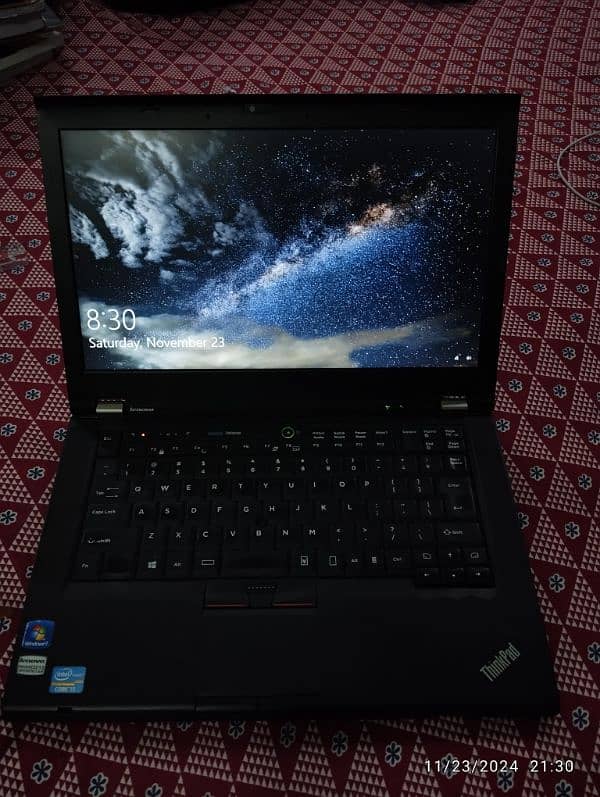 Lenovo Laptop 10/10 Almost New Not a Single Problem 4