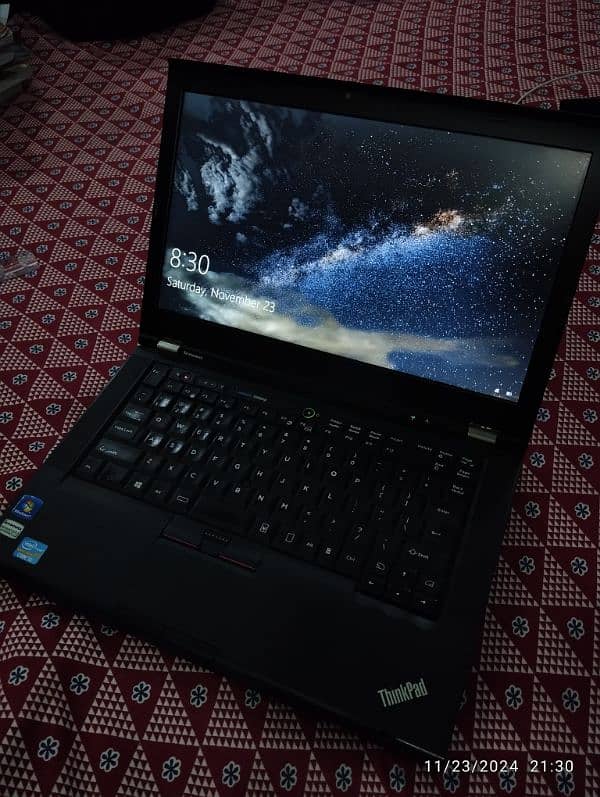 Lenovo Laptop 10/10 Almost New Not a Single Problem 5