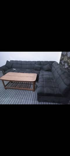 Affordable and comfortable used sofa - Great condition and stylish