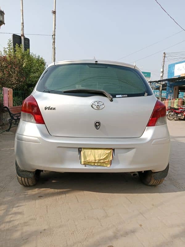 Toyota Vitz 2008 14