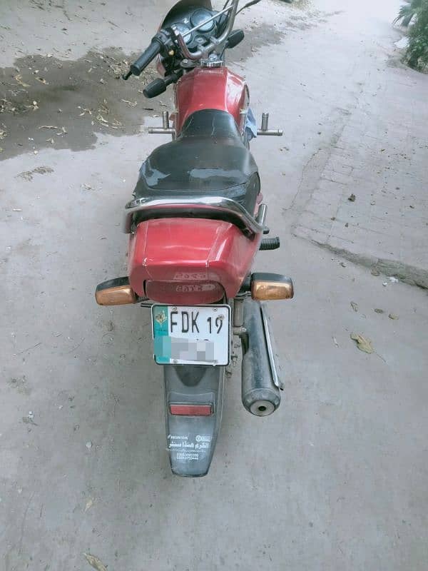 Honda Pridor 100 Red 5