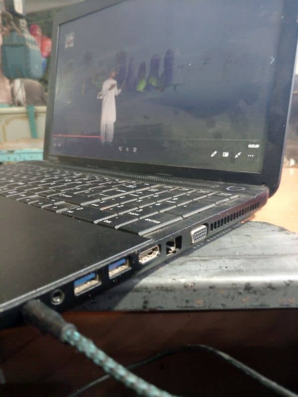 Toshiba satellite pro laptop urgent sale& exchange possible 7