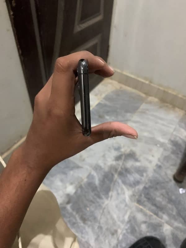 iPhone 11 Pro 64gb nonpta all ok 6