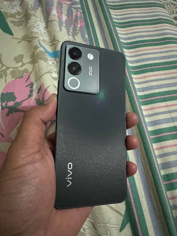 vivo v29e 5G 8+8 256 gb with box sub saman k sat pta approved 0