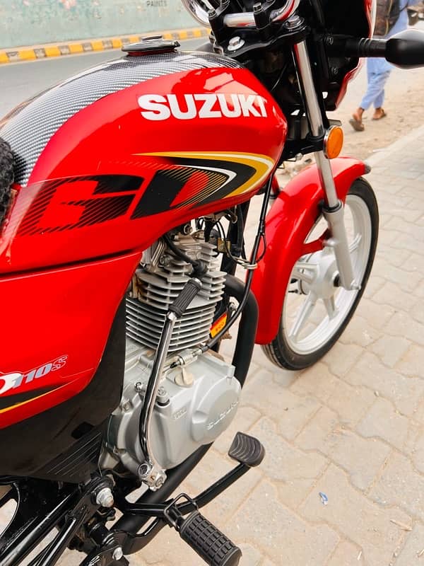 Suzuki GD110 5