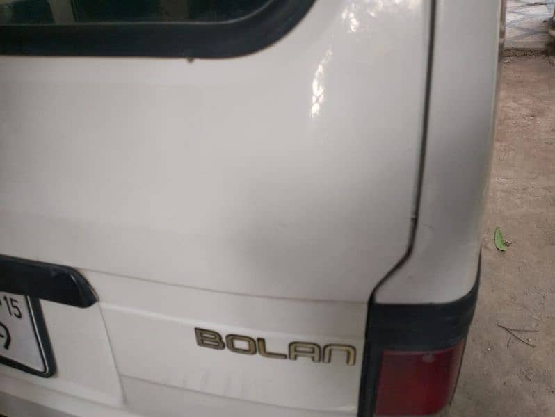 Suzuki Bolan 2015 13