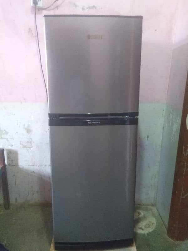 I'm selling my Orient Refrigerator 8 month Used No Any Fault 1