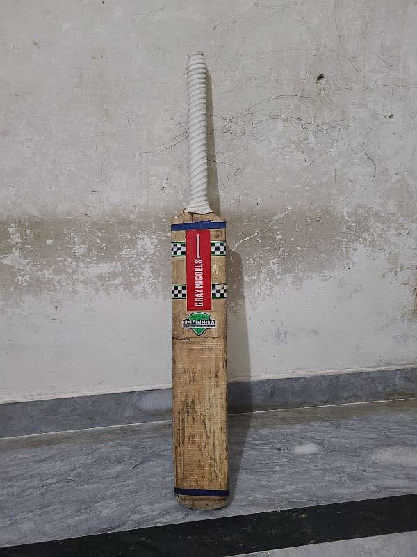 High-class Grey Niclas Bat 0