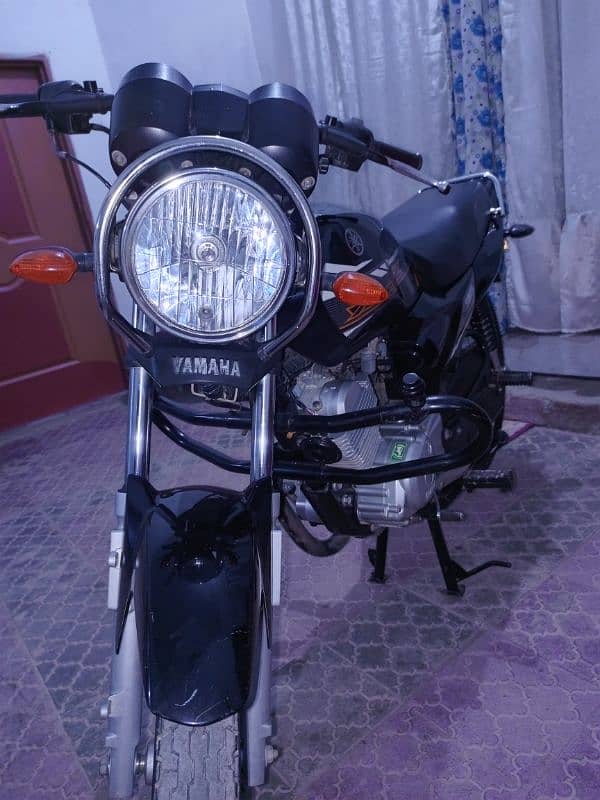 yb125z November ki purchase 19 model forward gear. achi condition hy. 7