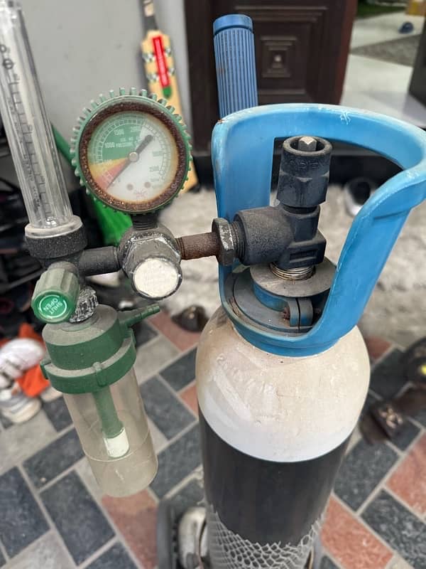 Oxygen Cylinder Used 10L 3