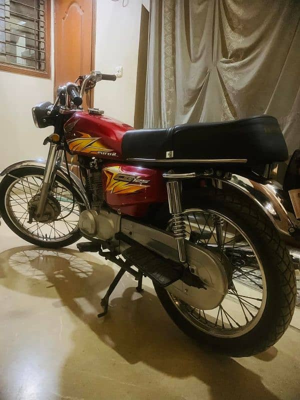 HONDA 125 4