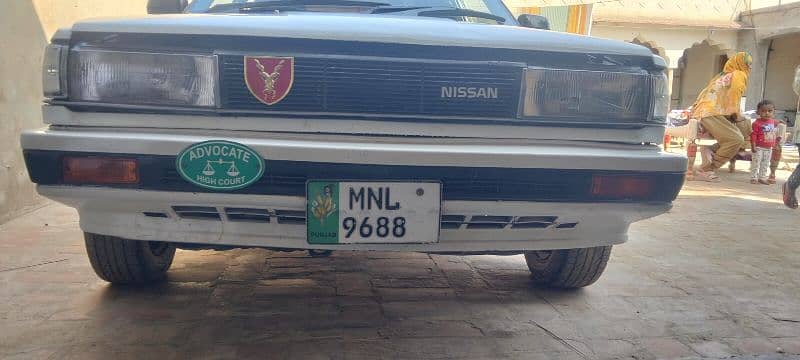 Nissan Sunny 1988 6