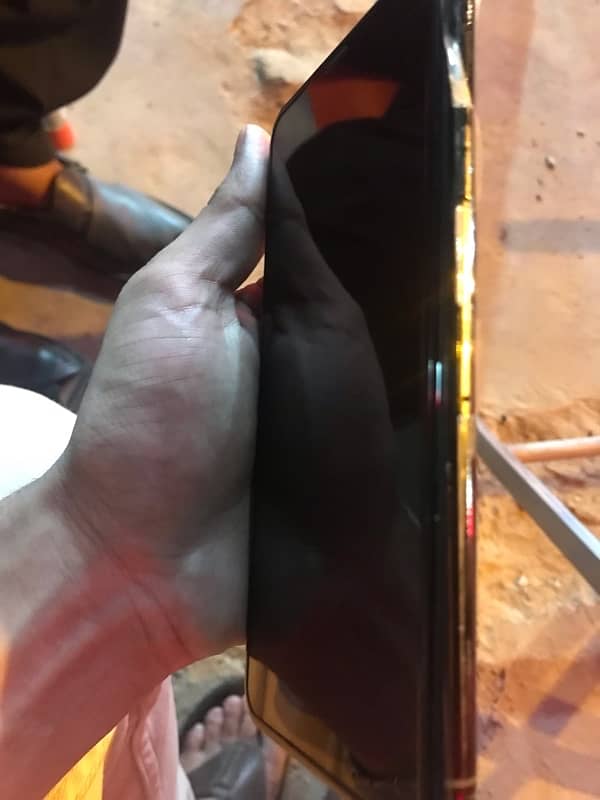 Iphone 11 pro max 64gb non active sim working 6