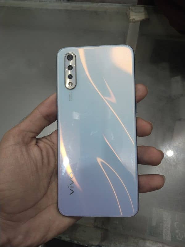 VIVO S1 10 BY 10 6