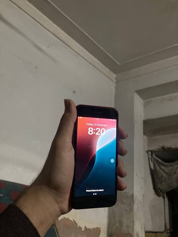 I’m selling my phone 4