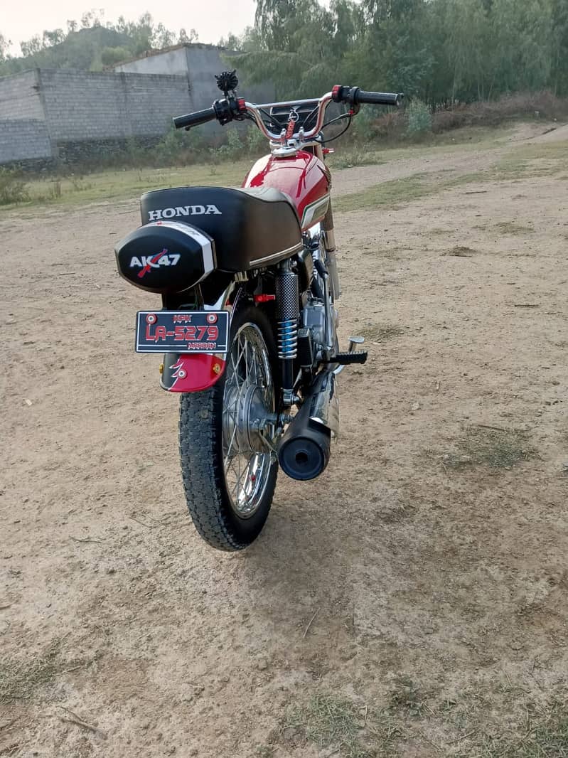 Honda 125 special edition mardan number 6