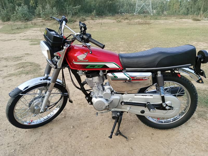 Honda 125 special edition mardan number 17