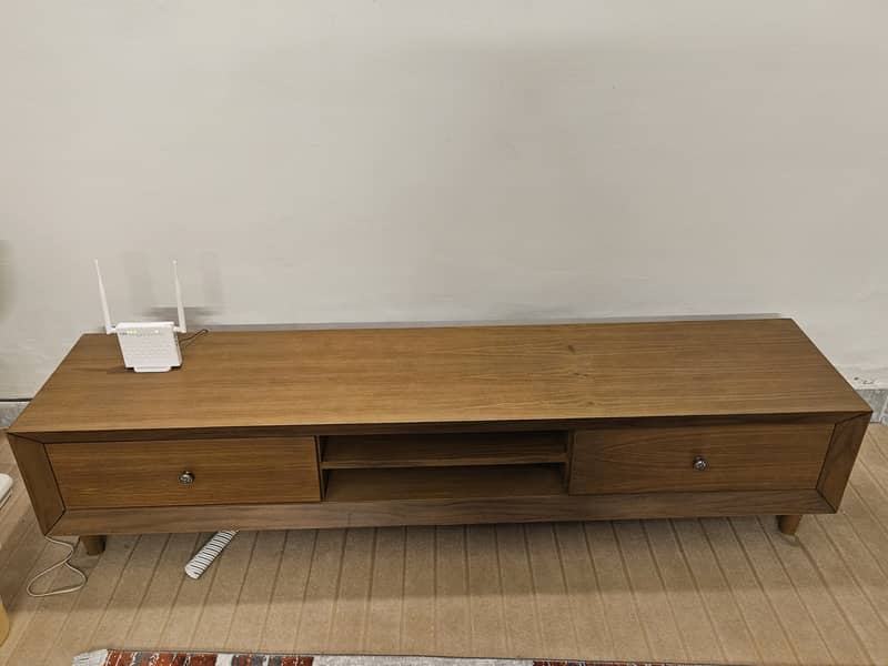 centre table,TV console and rug for sale 2