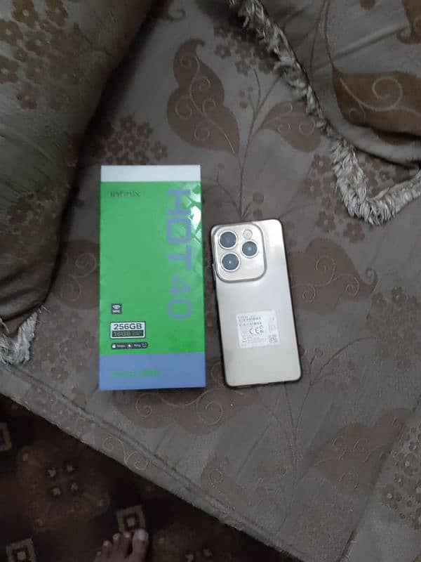 Infinix Hot 40 3