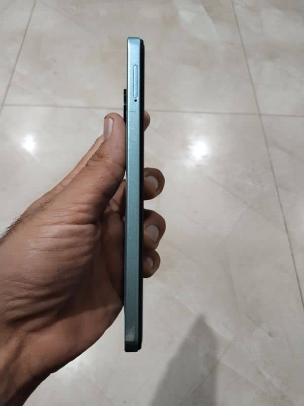 Infinix Smart 8 (4/64) 1