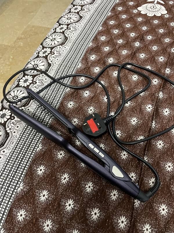 SALONSKY hair straightner 1