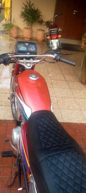 Bike: Honda 125 Model:2012 Registeredsargoda Prive 90000 5