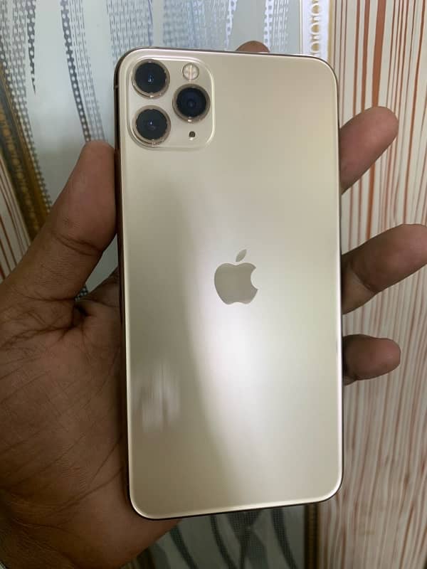 iphone 11 pro max 256gb pta approved screen ma nishan dakh sakta hain 1