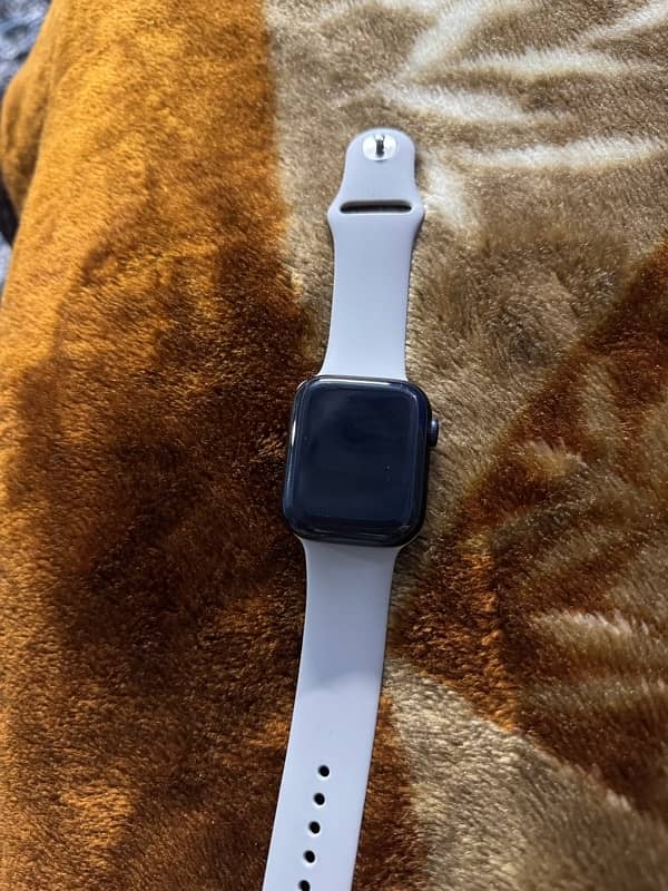 apple watch series 7 4