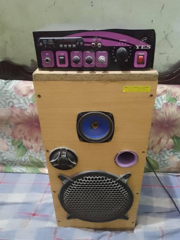 Speaker amplifier very high power base 1