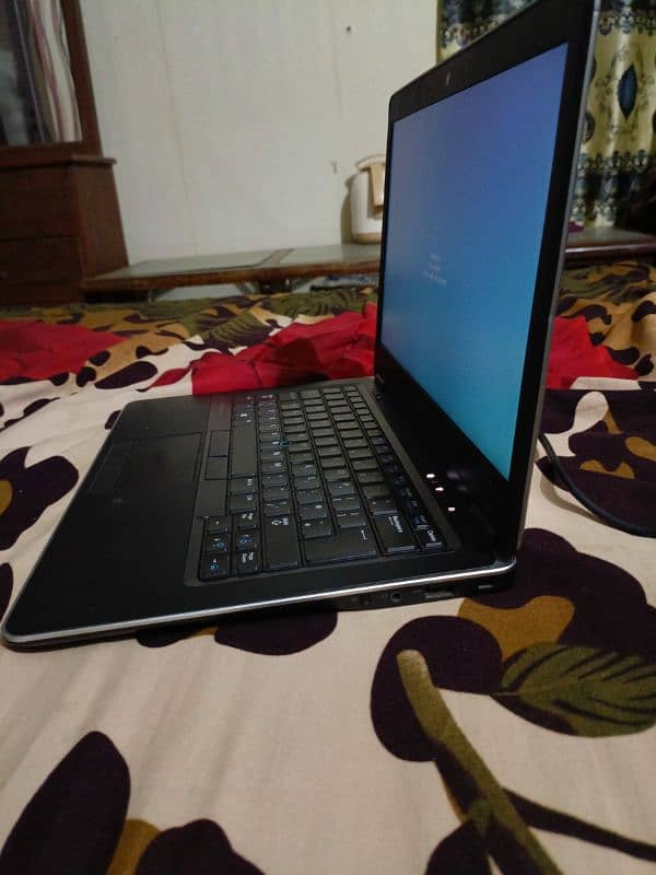 Dell laptop for sale in qaboola 0