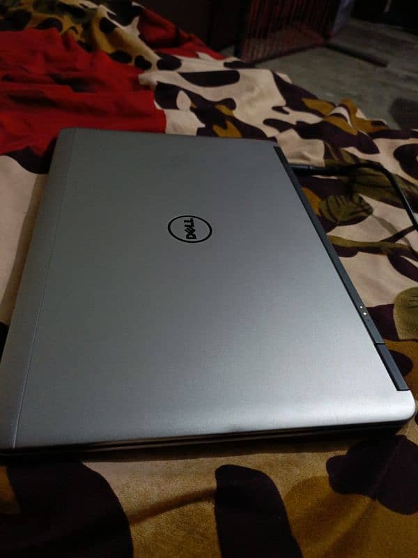 Dell laptop for sale in qaboola 6