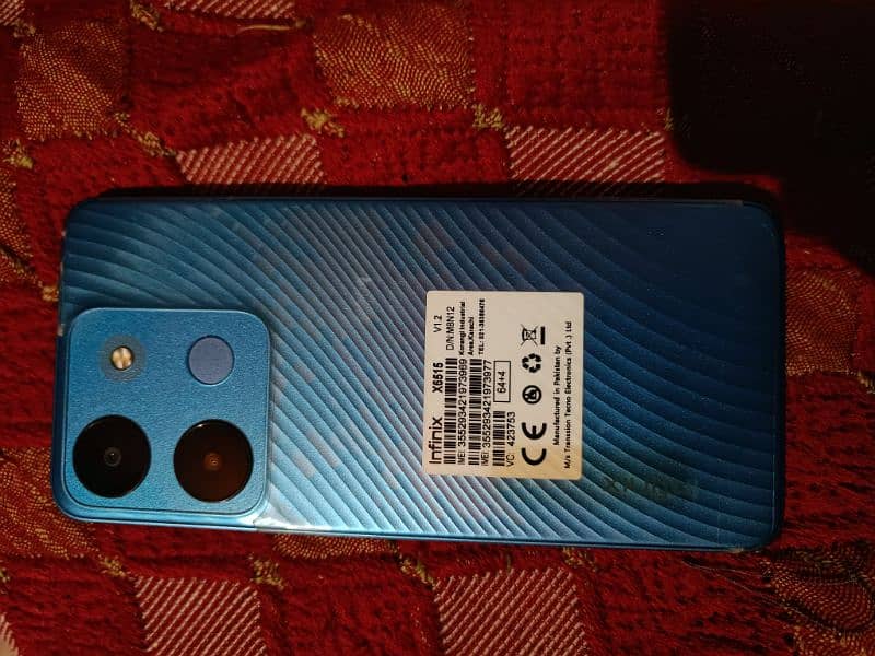 selling Infinix smart 7 in great condition 0